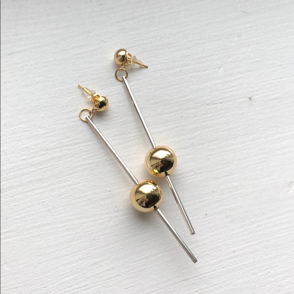 Golden balls earrings